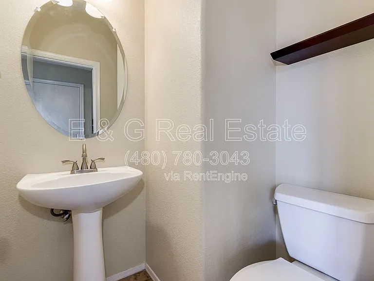 1886 E Don Carlos Ave #126 — Photo 7