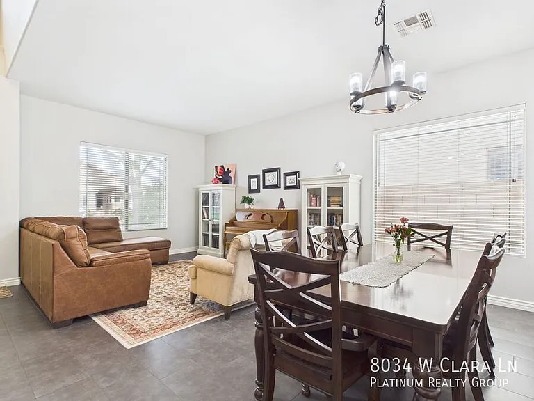8034 W Clara Ln — Photo 10