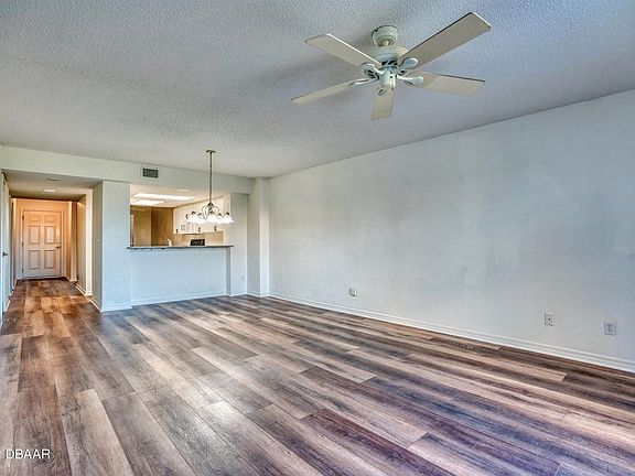 3rd image of 3 Oceans West Blvd APT 3B2