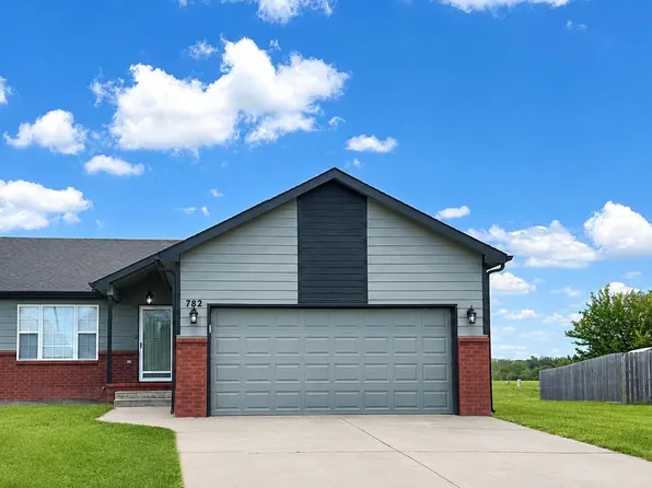 782 E Forest Ct, Haysville, KS 67060
