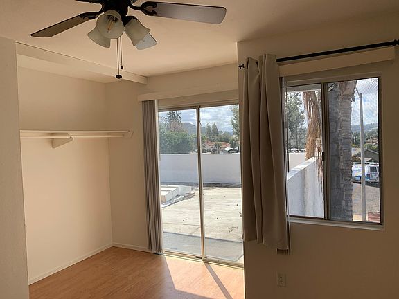 3rd bedroom looks south