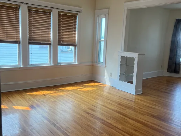 (undisclosed Address), Worcester, MA 01604