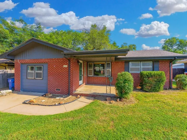 430 E 8th Ave, Belle Plaine, KS 67013
