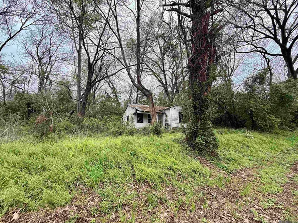 486 W Stiers Ln, Natchez, MS 39120