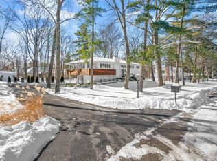 5909 Whitman Rd, Columbus, OH 43213