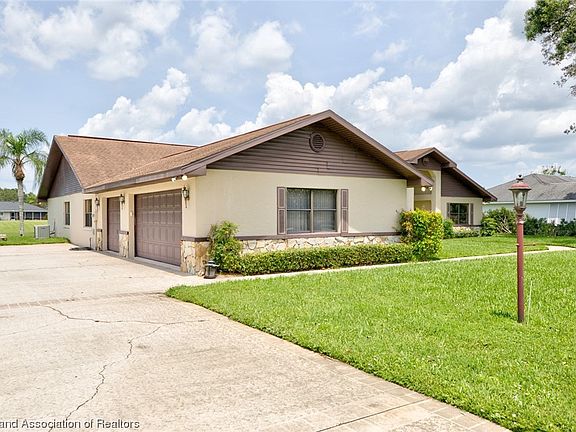 2nd image of 135 Deanna Dr