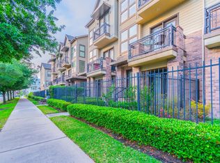 2827 Clay St, Houston, TX 77003