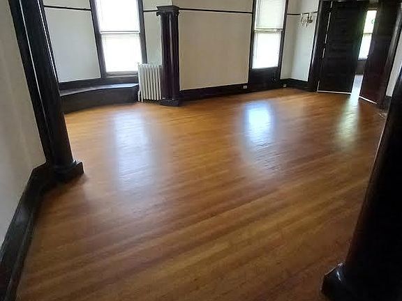 3rd image of 596 Bergen Ave #1