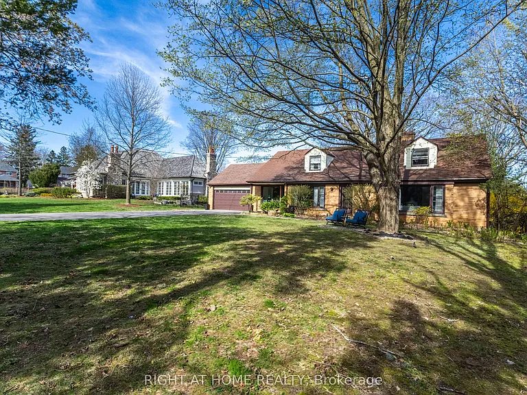 67 Saint Margarets Rd — Photo 3