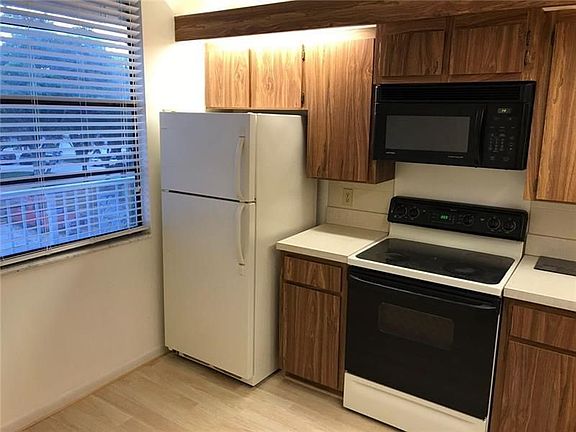 2nd image of 3520 Whitehall Dr APT 306