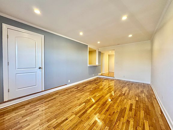 5th image of 21-08 77th St #2