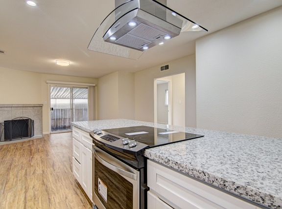 5th image of 3564 Imperial Way