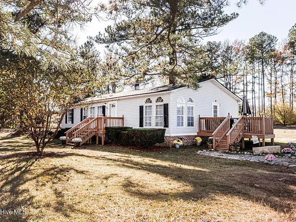 9722 Nc-48, Whitakers, NC 27891