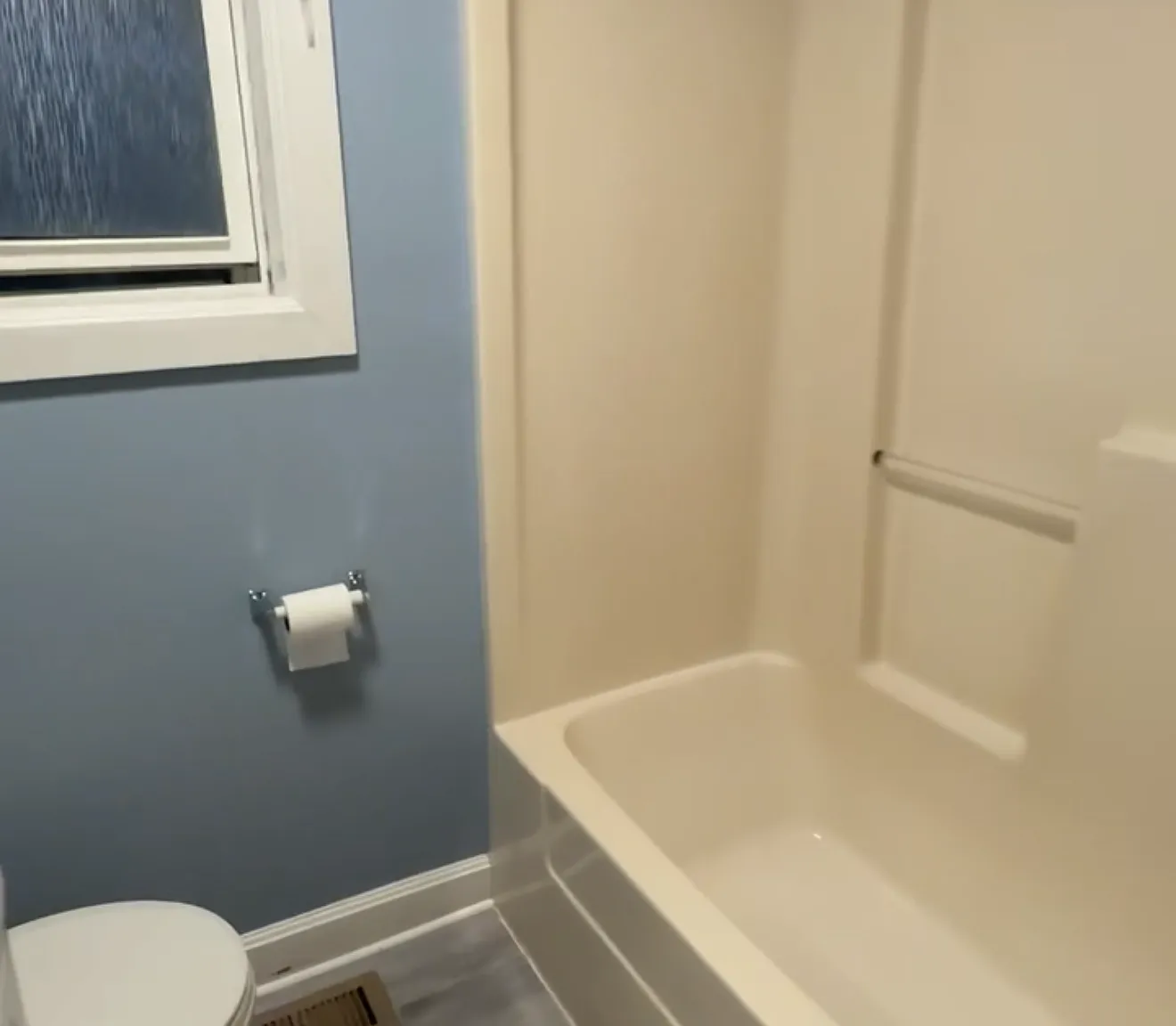 2 bed, 900 sqft, $1,850 — Photo 3