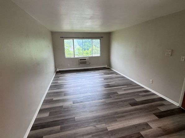 1735 15th Ave APT 4