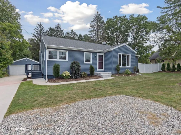 1602 Coolidge Rd, East Lansing, MI 48823