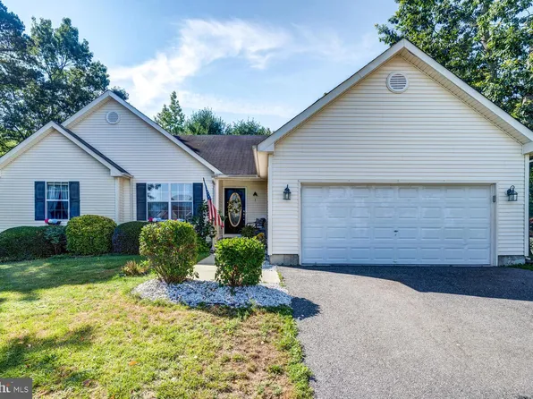 1 Falkinburg Dr, Little Egg Harbor, NJ 08087