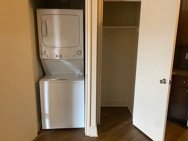 2301 Midwestern Pkwy #214 — Photo 3
