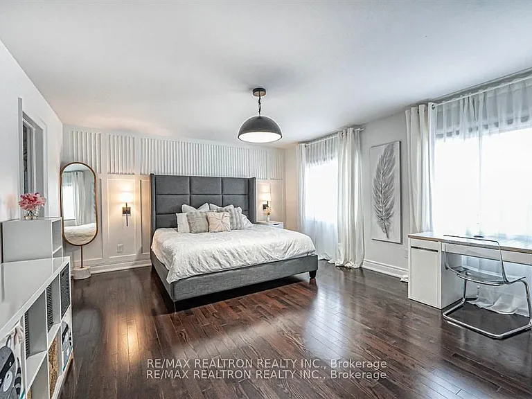 41 Woodgate Pines Dr — Photo 8