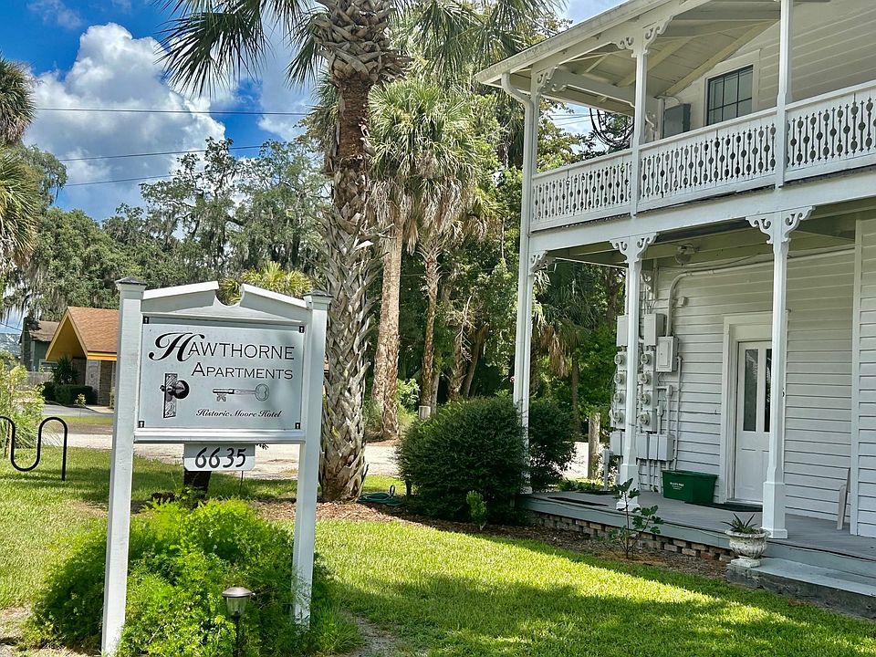 Hawthorne Apartments