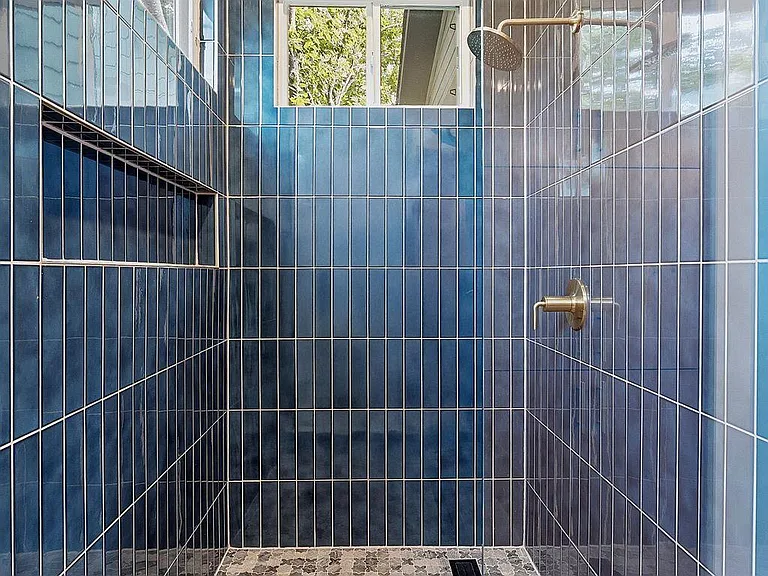 1707 Deloney St #2 — Photo 4
