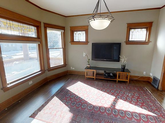 5th image of 731 Wesley Ave