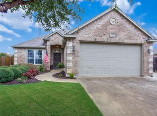 5548 Plata Ln, Benbrook, TX 76126