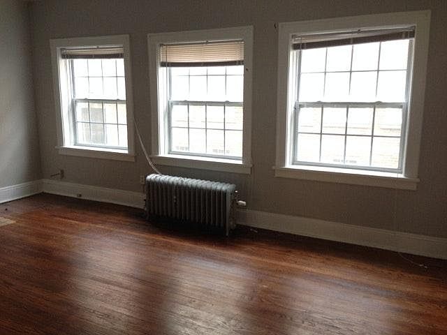 1st image of 2636 N Moreland Blvd APT 15