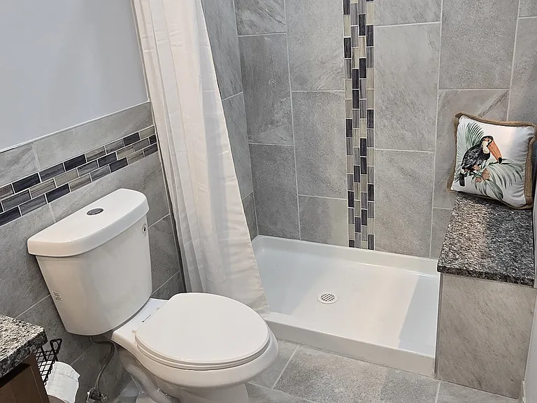 4307 Maryland Ave #1N — Photo 11