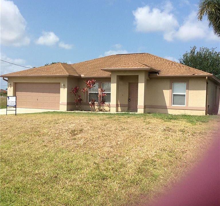 1st image of 912 NW 15th Pl