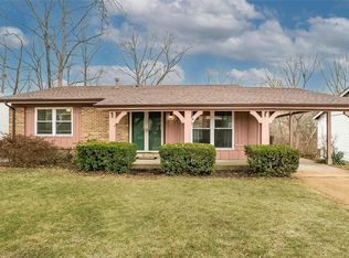 641 Turfwood Dr, Ballwin, MO