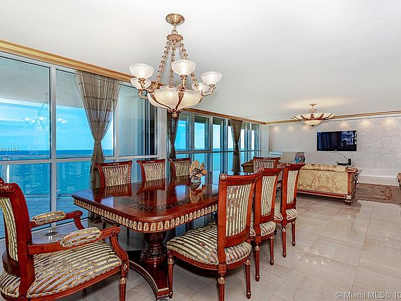 5th image of 16485 Collins Ave #3-2736