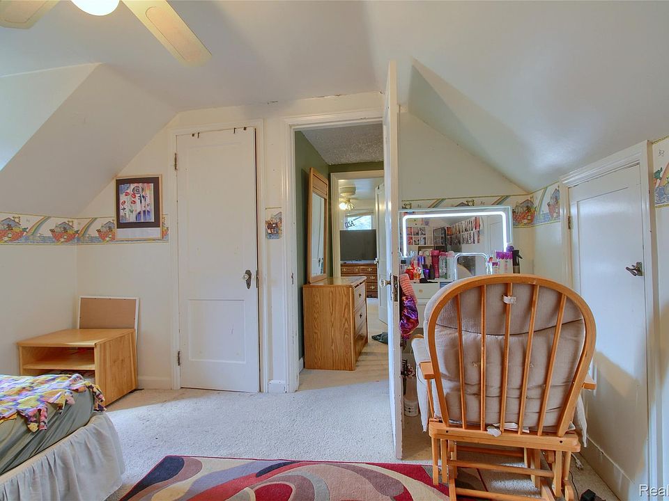 8990 Hix Rd, photo 16