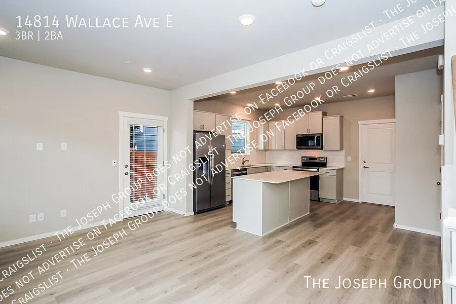 Sleek 3-Bed Home in Bonney Lake! — Photo 4