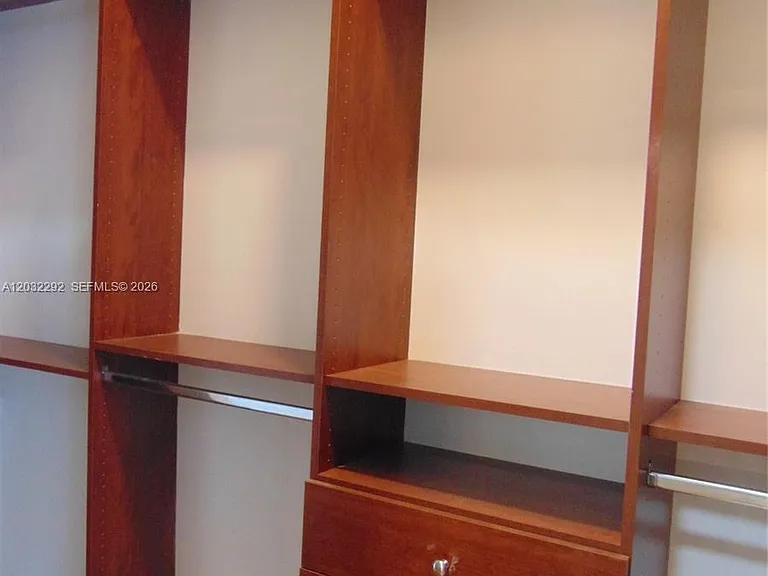 624 Vista Meadows Dr — Photo 13