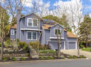 5 Saint Francis Cir, Napa, CA 94558