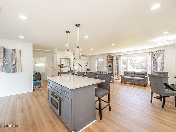 3rd image of 321 Myrtle Street
