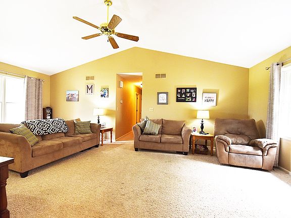 5th image of 209 Pringle Dr