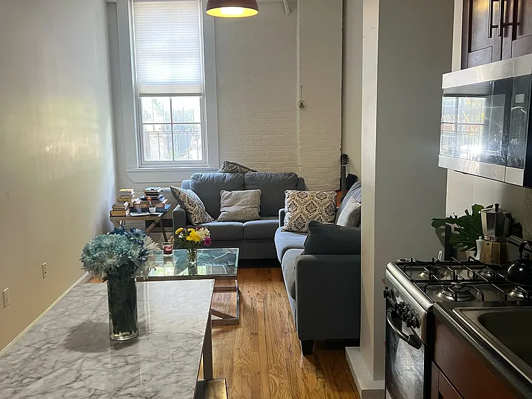 112 Lincoln Ave #101 — Photo 5