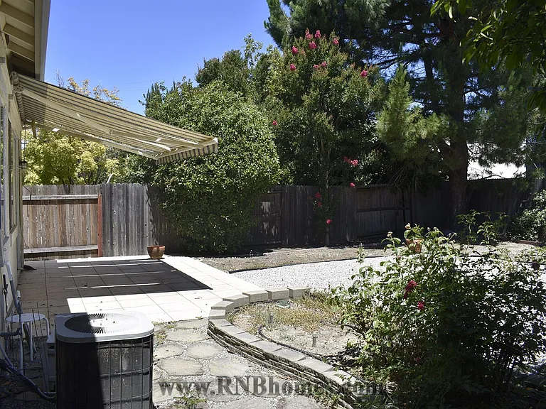 18 Diggins Dr — Photo 20