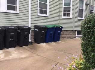 1 Davis Sq #1, Somerville, MA 02144