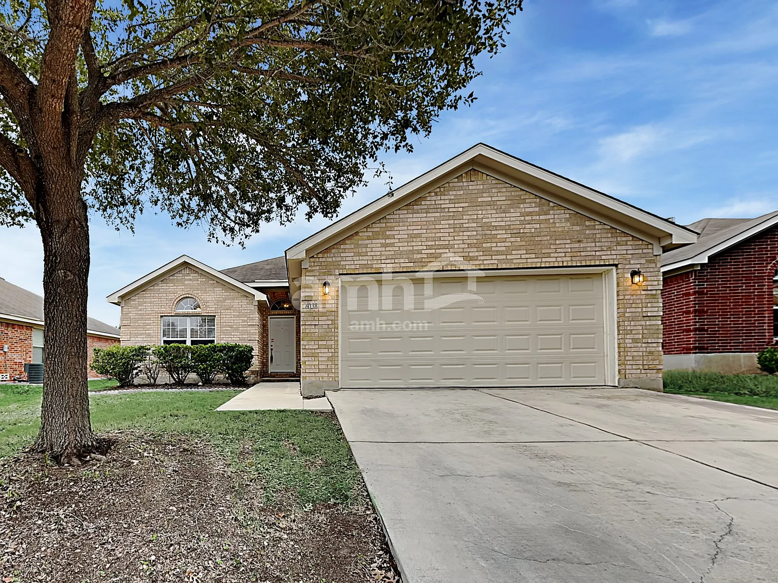 3 bed, 2.0 bath, 1618 sqft, $1,690 — Photo 1