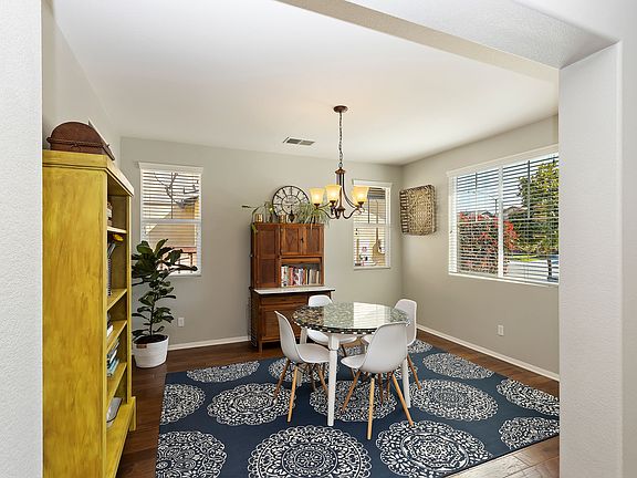 4th image of 29235 Loden Cir