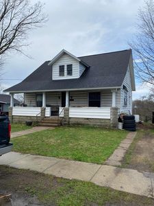 216 S Saint Joseph St, Colon, MI, 49040