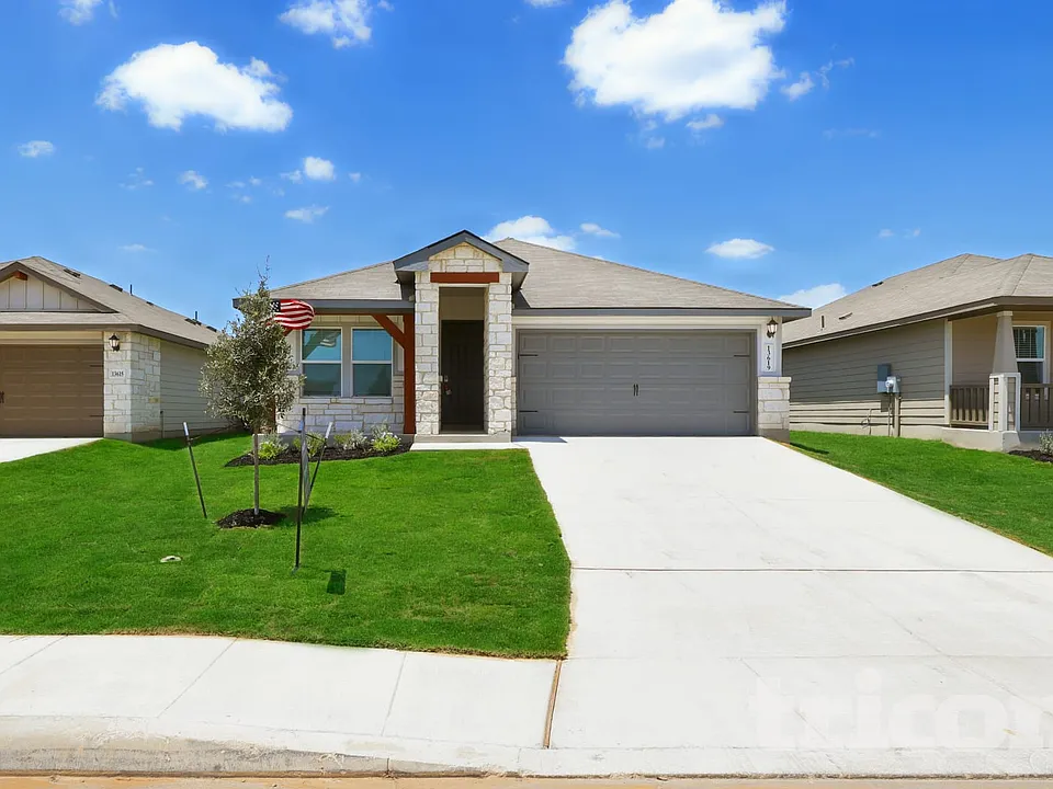 13619 Emerson Way