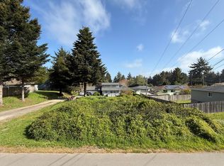 2495 Worthington Rd, Eureka, CA 95503