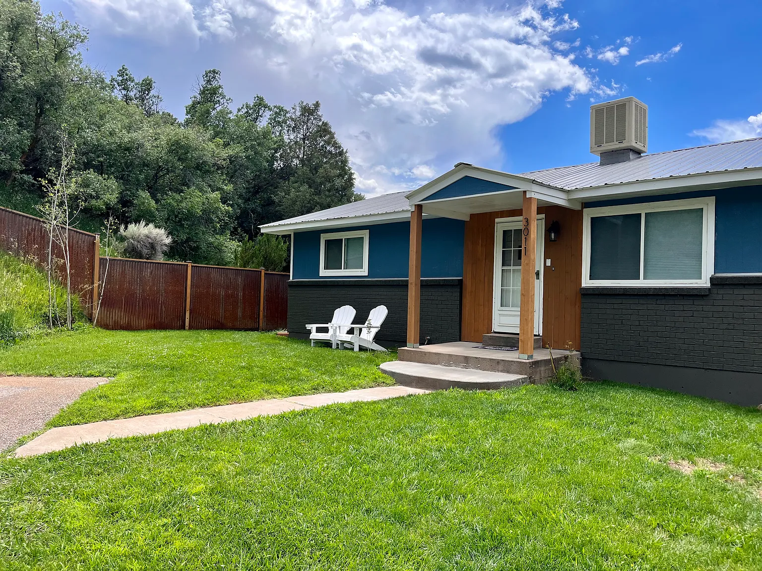 4 bed, 1650 sqft, $3,200 — Photo 1