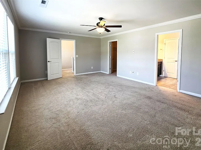 2053 Pine Siskin Ct — Photo 16