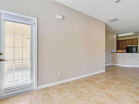 5th image of 2719 Oakwater Dr #2719