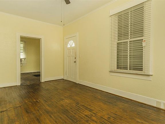4th image of 1615 37th St
